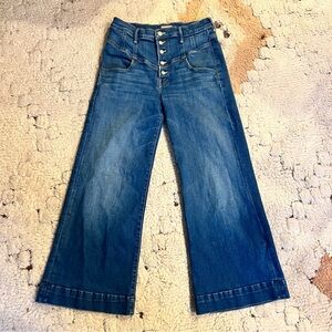 MOTHER Swooner Roller Yoke Front Ankle Jeans